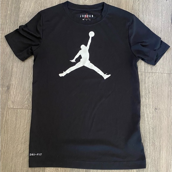 Nike Air Jordan T Shirt tee M 10-12 Youth performance dri-fit black jumpman - Picture 10 of 11